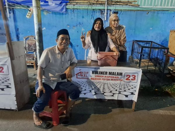 Alhamdulillah Baru Menjual di Pasar Malam Maccini, Langsung Habis