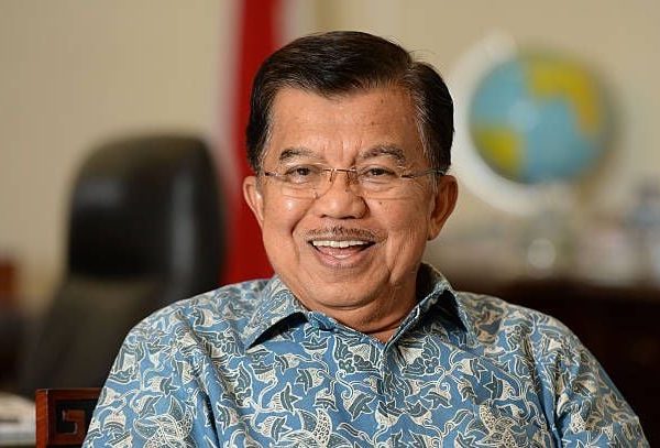 Amarah Rakyat Memuncak, Hidup Sudah Susah Malah Anggota DPR Joget-Joget Naik Gaji dan Asal Omong